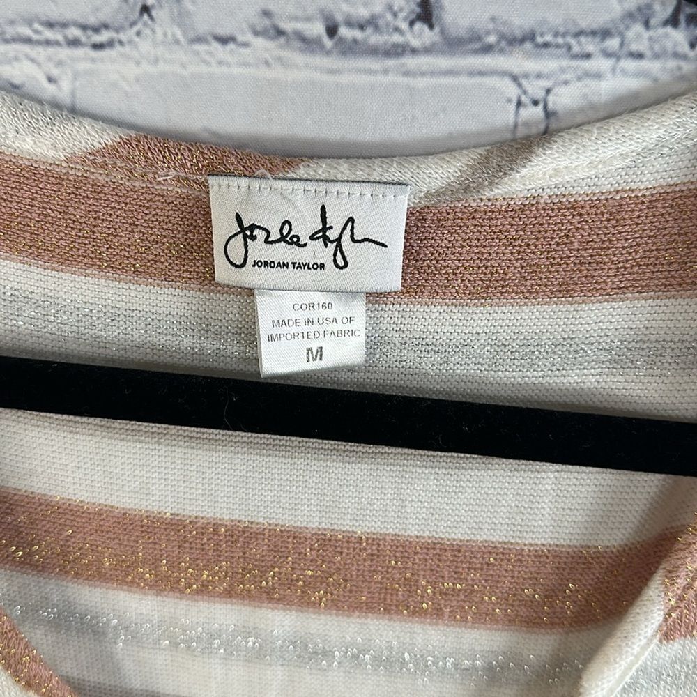 ✨ Jordan Taylor Bathing Suit Cover-Up - V-Neck, Size Medium ✨ - Picture 2 of 3